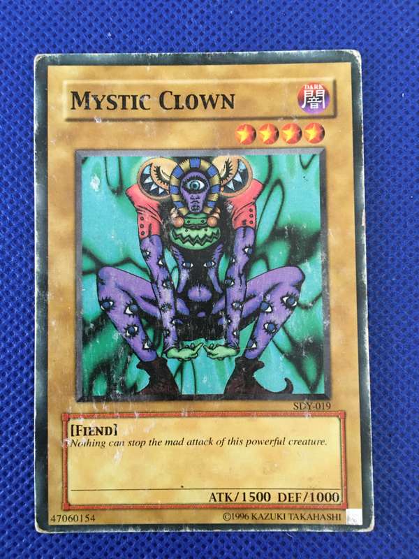 YU-GI-OH TRADING CARD - MYSTIC CLOWN
