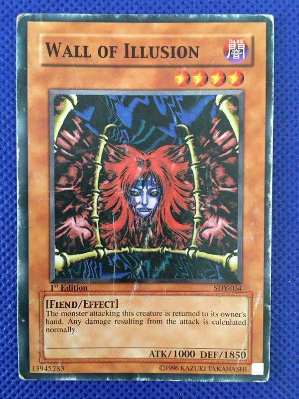 YU-GI-OH TRADING CARD - WALL OF ILLUSION
