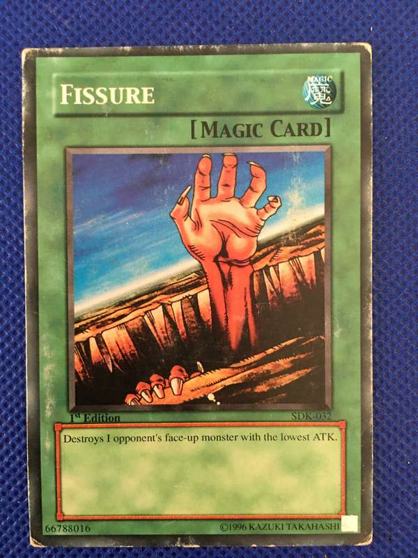 YU-GI-OH TRADING CARD - FISSURE