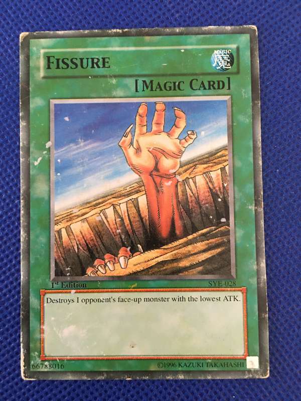 YU-GI-OH TRADING CARD - FISSURE