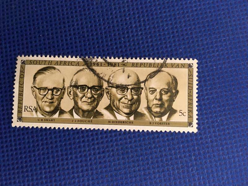 SOUTH AFRICA - FOUNDING OF REPUBLIC 20TH  ANNIVERSARY FORMER PRESIDENTS 1981 5c