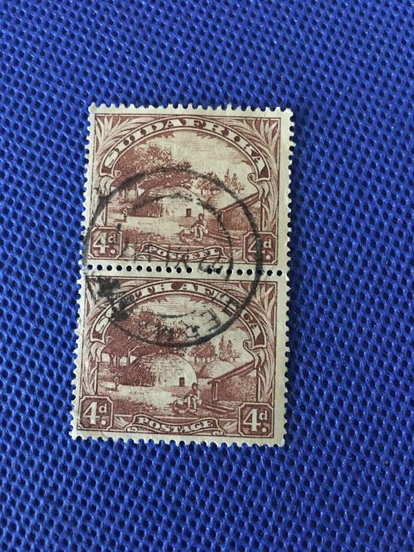 SOUTH AFRICA BROWN HUT USED STAMP 4D