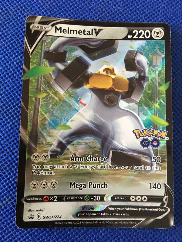 POKEMON TRADING CARD HOLO FOIL - MELMETAL V