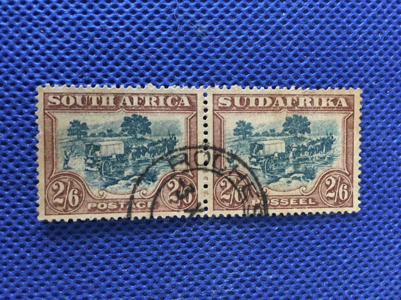 SOUTH AFRICA USED PAIR OX WAGON STAMPS 1927 VOORTREKKER