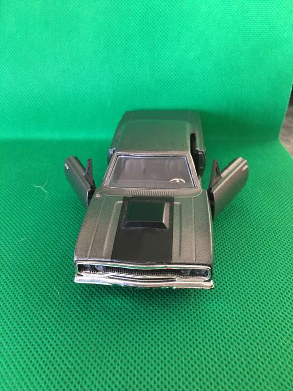 LOVELY / DOM`S 1970 DODGE CHARGER R/T - FAST & FURIOUS MOVIE REPLICA - GREY