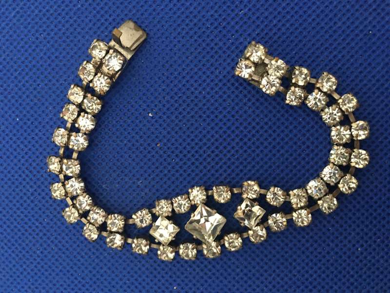 VINTAGE  BRACELET WITH STONES