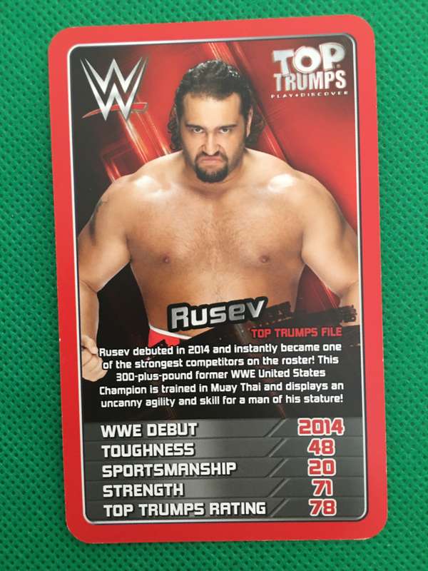TOP TRUMPS WWE WRESTLING CARD - 2017 - RUSEV