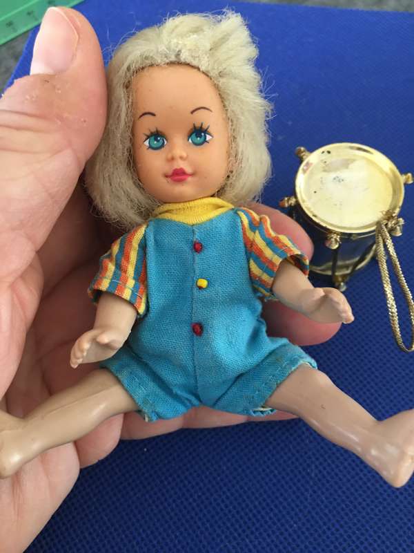 VINTAGE KID CORE 1995 SMALL DOLL