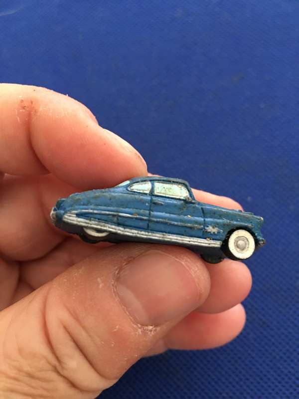 DISNEY PIXAR MINI  DOC HUDSON MINI
