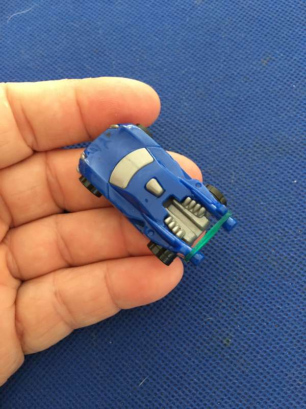 VINTAGE MINI HOT WHEELS SCOOPA DI FUEGO MODEL FROM 2009
