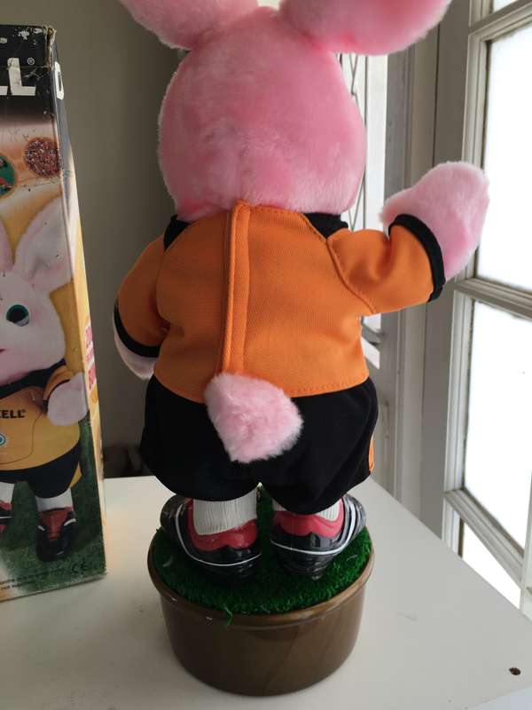 DURACELL BUNNY 2006 FIFA WORLD CUP BUNNY IN BOX - NEVER BEEN TESTED SOLD AS IS