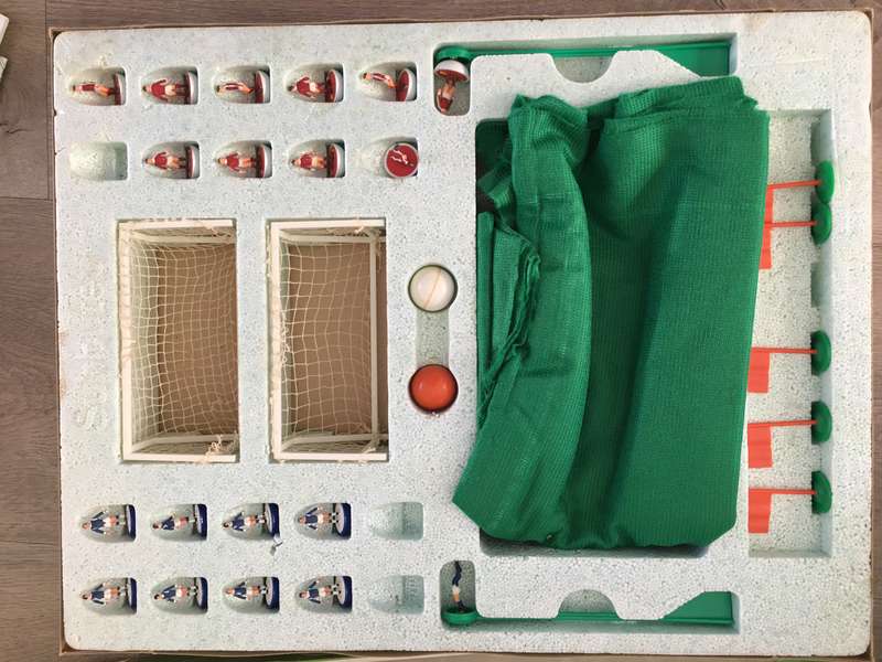 VINTAGE TABLE SOCCER - SUBBUTEO  - INCOMPLETE  ABOUT 3 FIGURES MISSING AROUND THE 70'S