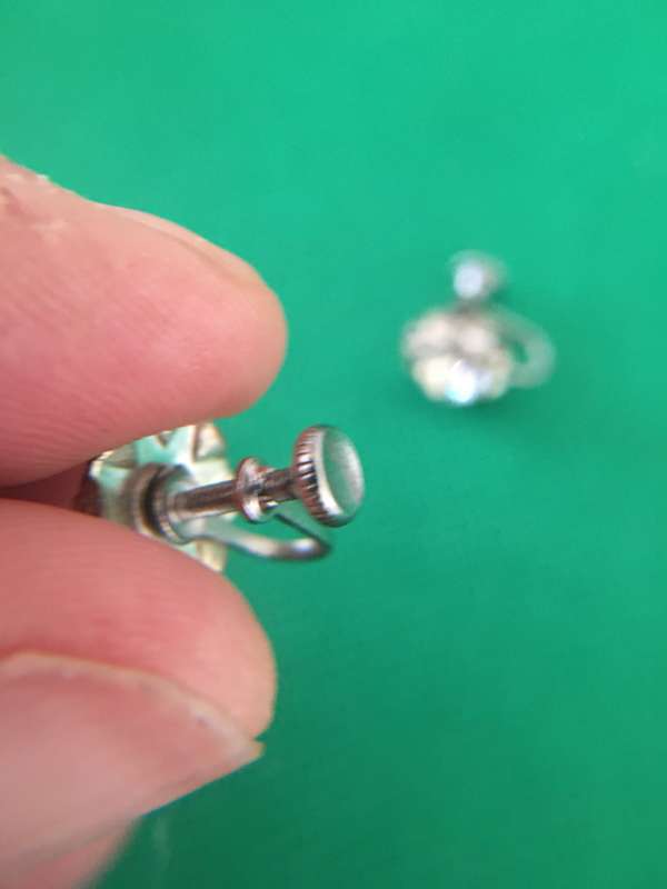 VINTAGE EARRINGS  WITH STONES OR CUBIC SECONA