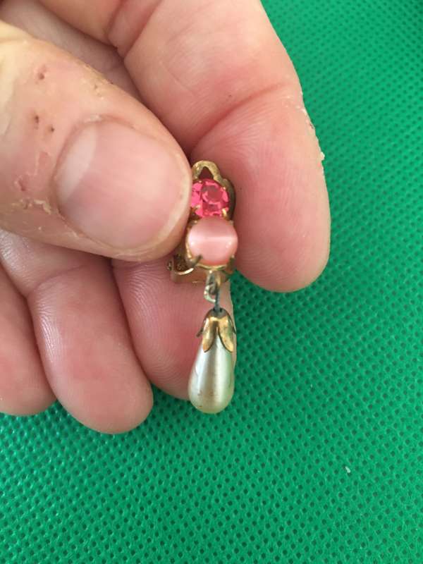 LOVELY VINTAGE EARRINGS  WITH STONES
