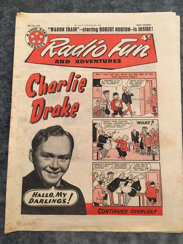 VINTAGE TO ANTIQUE - COMIC/ MAGAZINE - RADIO FUN - 1960