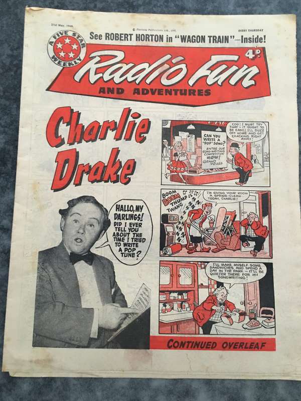 VINTAGE TO ANTIQUE - COMIC/ MAGAZINE - RADIO FUN  - 1960
