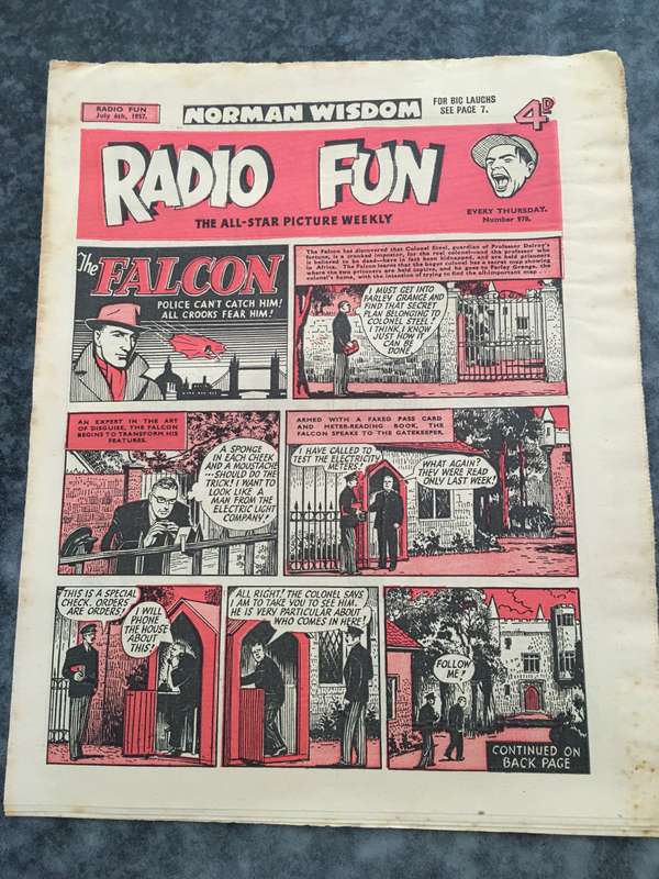VINTAGE TO ANTIQUE - COMIC/ MAGAZINE - RADIO FUN - 1957