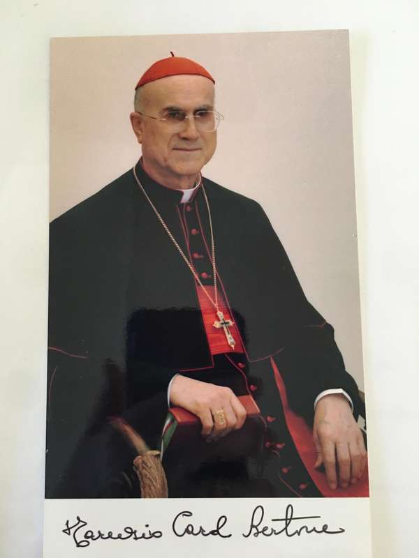 AUTOGRAPHED / SIGNED - CARDINAL TARCISIO BERTONE AND VATICAN CARD