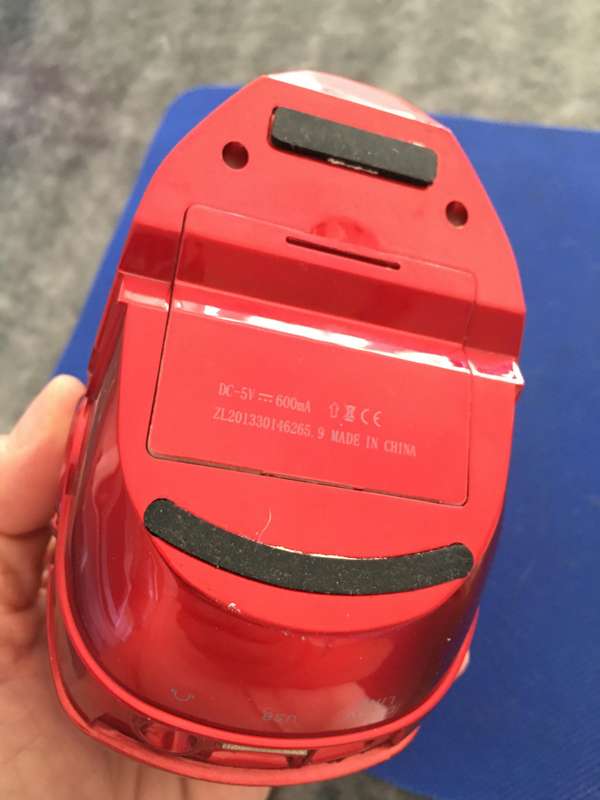 IRON MAN MASK DC-5V LINE USB  SPEAKER - HAVENT TESTED IT