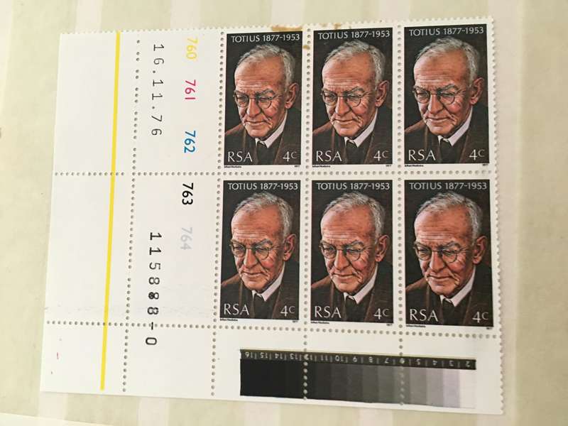 SOUTH AFRICA 1977 MINT BLOCK OF 6 STAMPS
