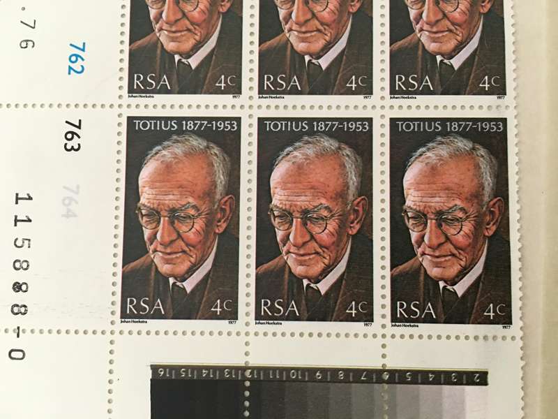 SOUTH AFRICA 1977 MINT BLOCK OF 6 STAMPS
