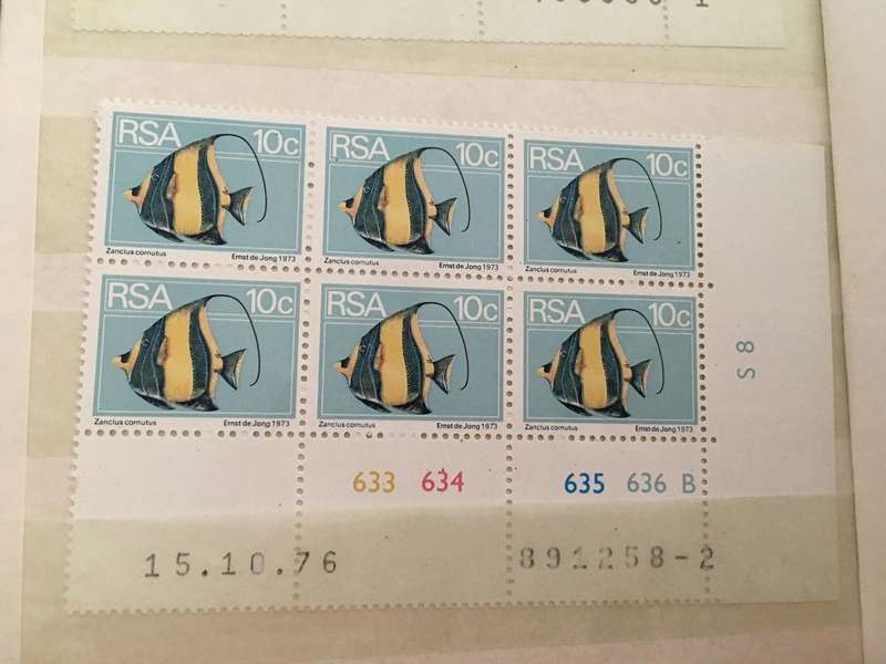 SOUTH AFRICA BLOCK OF MINT FISH 10c STAMPS
