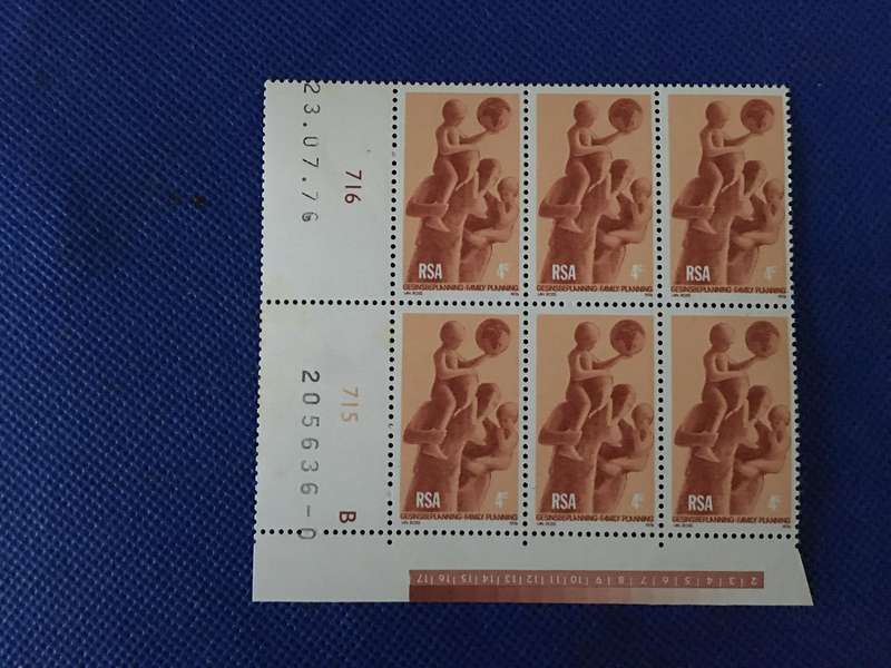 SOUTH AFRICA BLOCK OF MINT FAMILY PLANNING STAMPS 4c