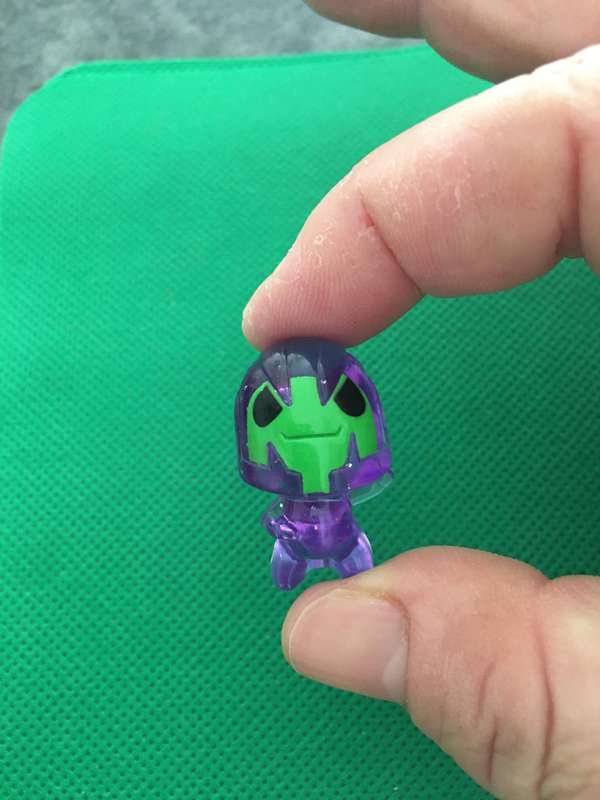 GOGO'S CRAZY BONE MINIATURE COLLECTIBLES - SMALL FIGURE