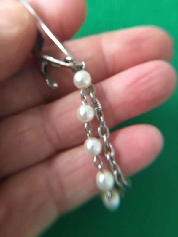 VINTAGE BROOCH  WITH CLAMPS