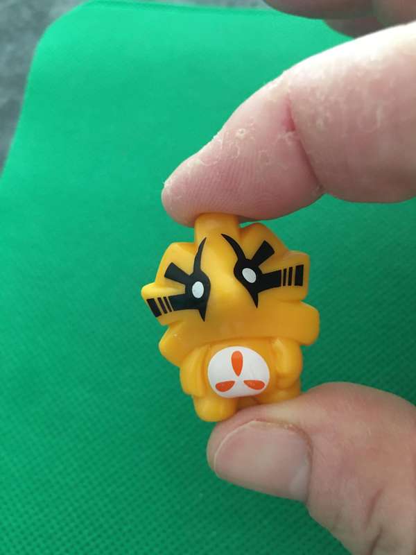 GOGO'S CRAZY BONE MINIATURE COLLECTIBLES - SMALL FIGURE