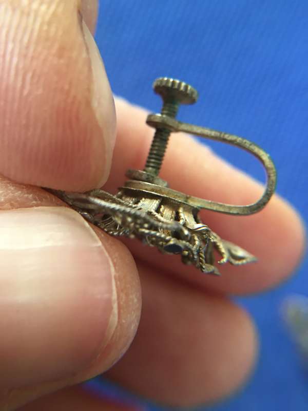 VINTAGE EARRINGS  SCREW ON