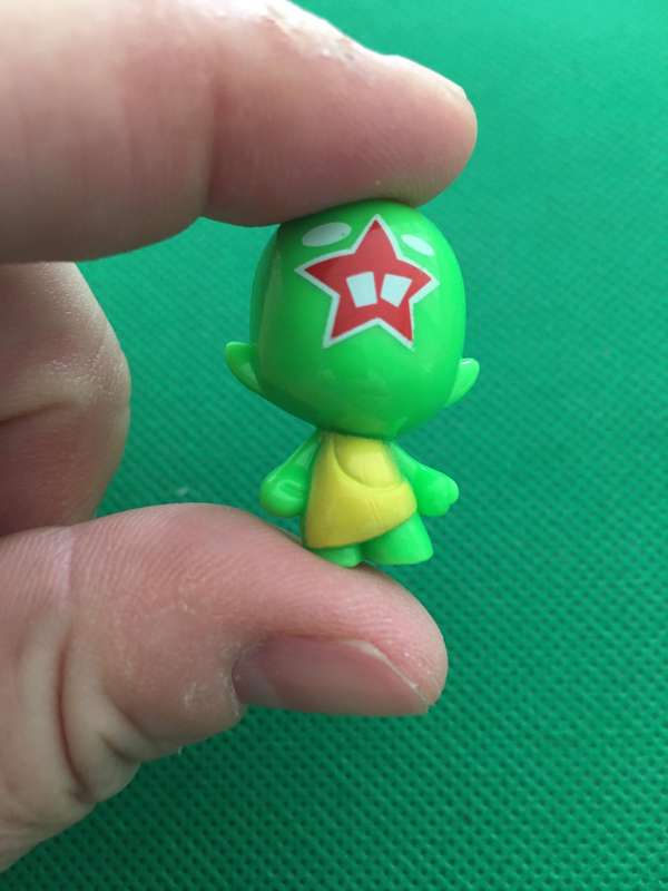 GOGO'S CRAZY BONE MINIATURE COLLECTIBLES - SMALL FIGURE