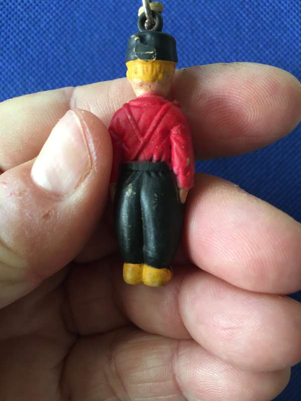 VINTAGE DUTCH BOY KEY RING