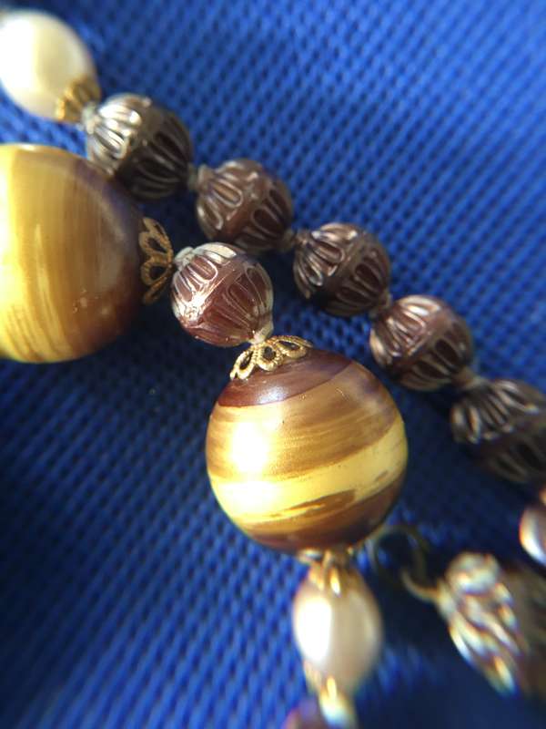 VINTAGE LOVELY NECKLACE