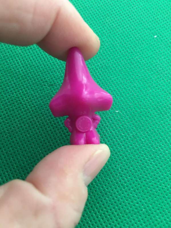 GOGO'S CRAZY BONE MINIATURE COLLECTIBLES - SMALL FIGURE