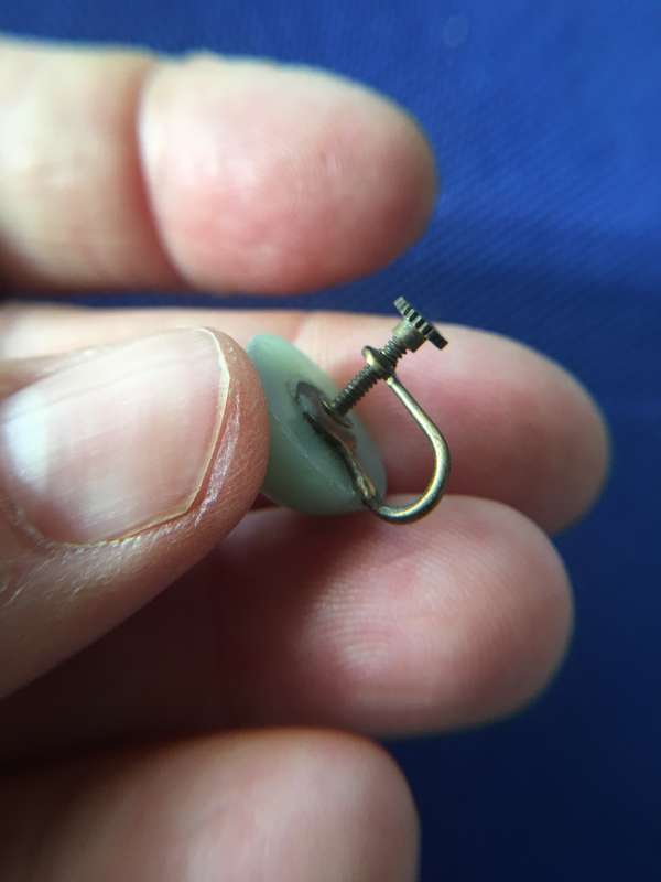 VINTAGE SCREW ON EARRINGS