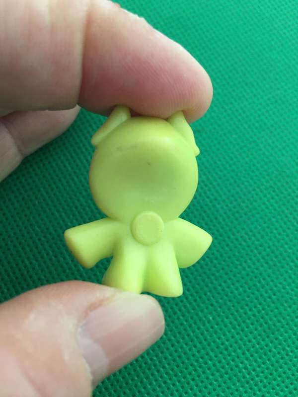 GOGO'S CRAZY BONE MINIATURE COLLECTIBLES - SMALL FIGURE