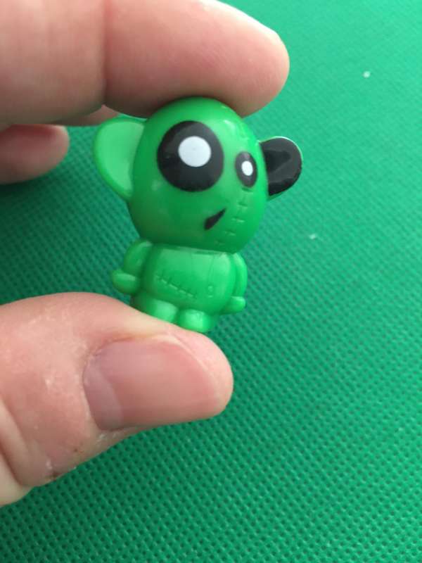 GOGO'S CRAZY BONE MINIATURE COLLECTIBLES - SMALL FIGURE