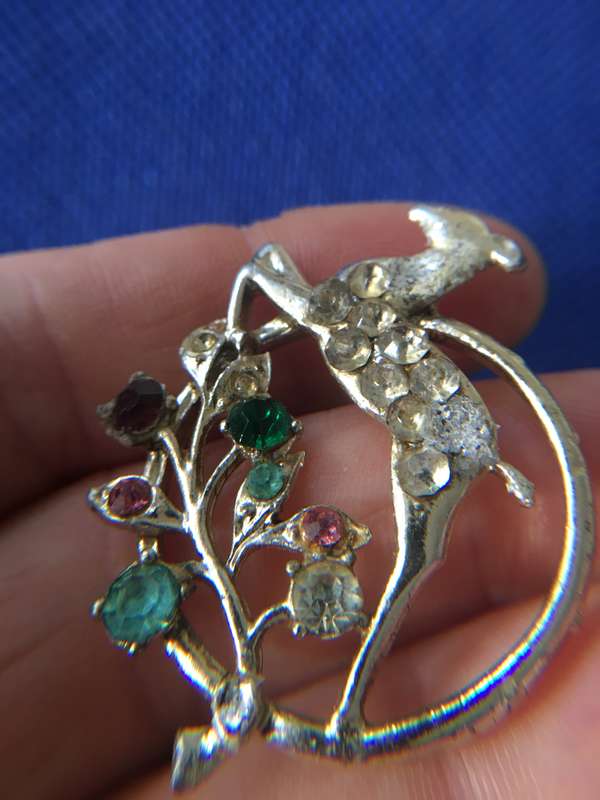 VINTAGE BROOCH CLASP MISSING