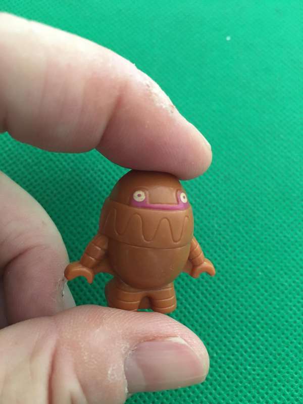 GOGO'S CRAZY BONE MINIATURE COLLECTIBLES - SMALL FIGURE