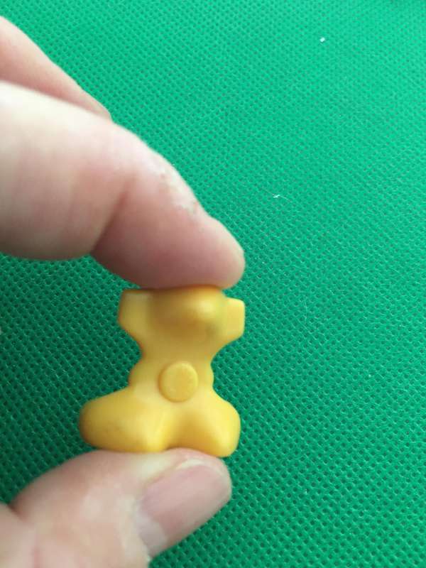 GOGO'S CRAZY BONE MINIATURE COLLECTIBLES - SMALL FIGURE