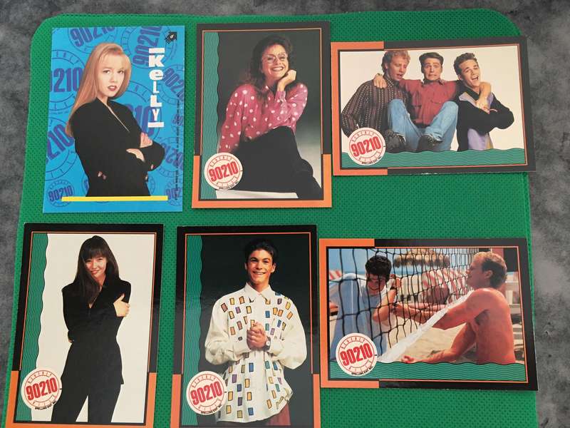 BEVERLY HILLS 90210  - 1991 TRADING CARDS FROM THE SERIES PACK OF  6 CARDS