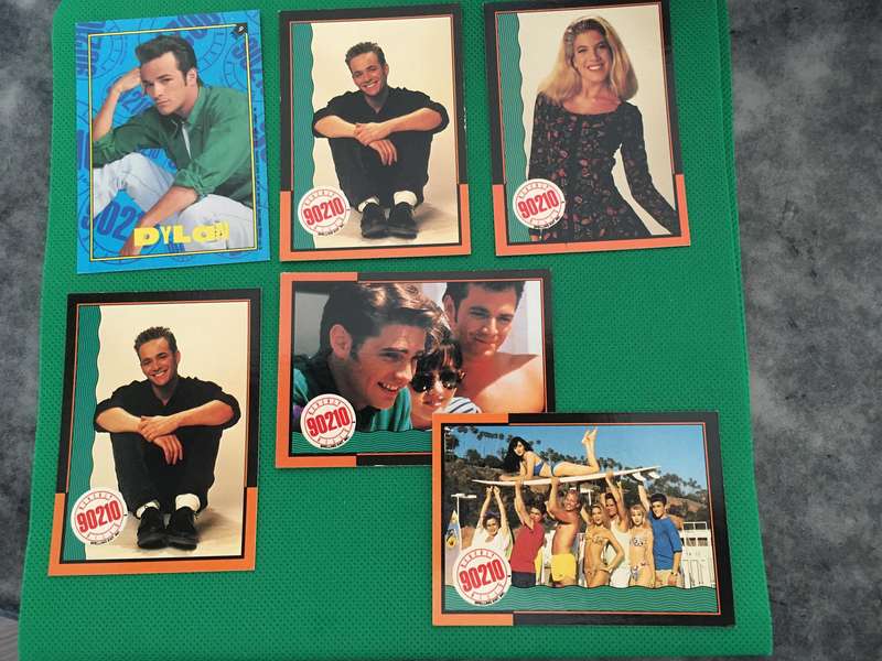 BEVERLY HILLS 90210  - 1991 TRADING CARDS FROM THE SERIES PACK OF  6 CARDS