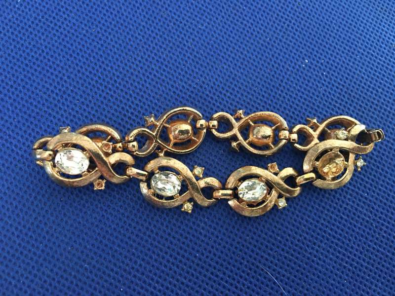 VINTAGE BRACELET  - TRIFARI  WITH STONES 2 MISSING