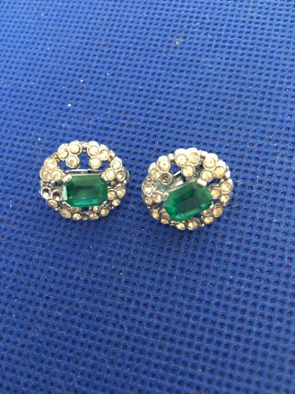 LOVELY VINTAGE EARRINGS WITH STONES