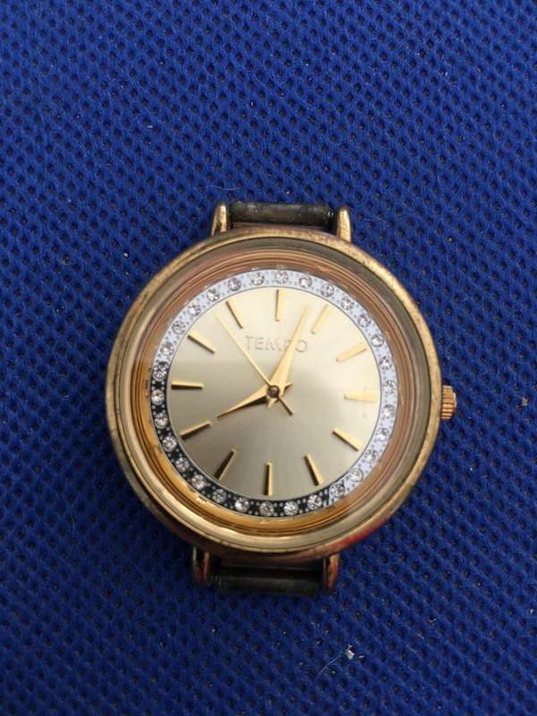 VINTAGE TEMPO LADIES WATCH SOLD AS IS