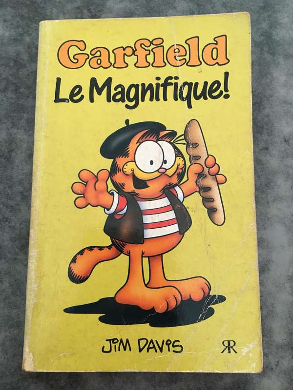 GARFIELD LE MAGNIFIQUE PAPER BACK - 1990