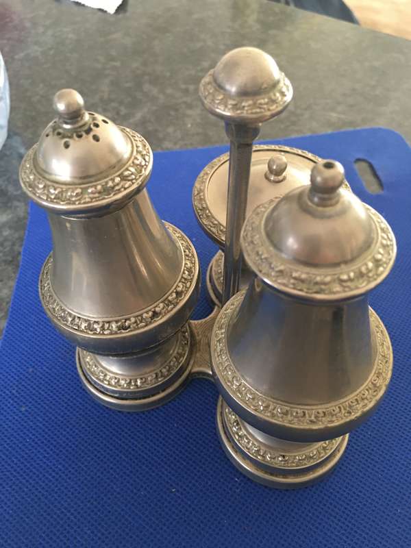 VINTAGE SALT AND PEPPER  SHAKER AND MUSTARD POT SILVER PLATED LANTHE ENGLAND