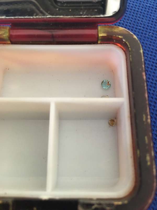 VINTAGE  SMALL PLASTIC RING CONTAINER