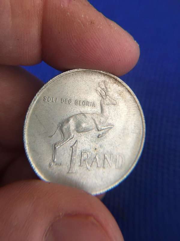 SOUTH AFRICA 1967 COIN -  1 RAND ENGLISH VERWOERD